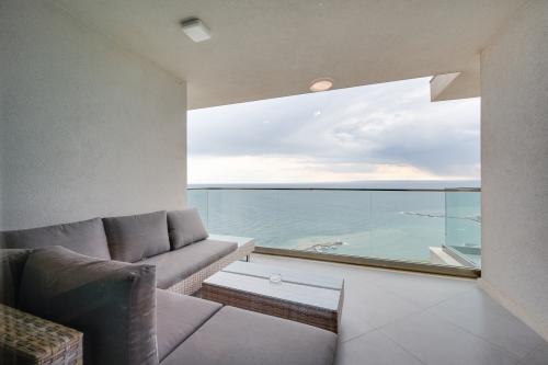 _23_